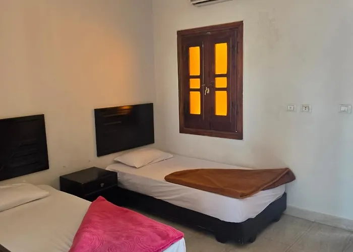 Hotel Sophia Village 2*